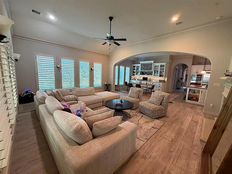 31 Woodglade Way — Photo 12
