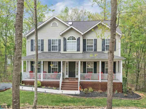 312 Jefferson Dr, Palmyra, VA 22963