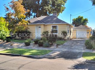 4438 SE Ogden St #A, Portland, OR 97206