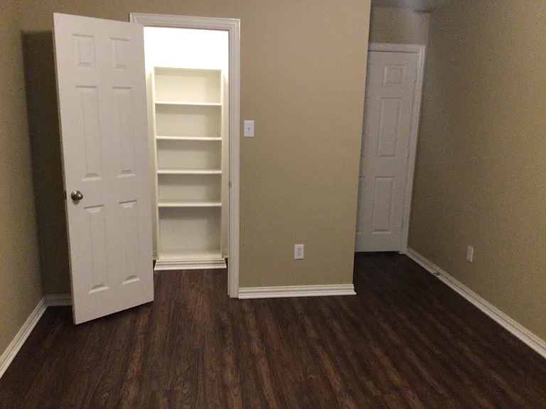 823 Fleetwood Cove Dr — Photo 27