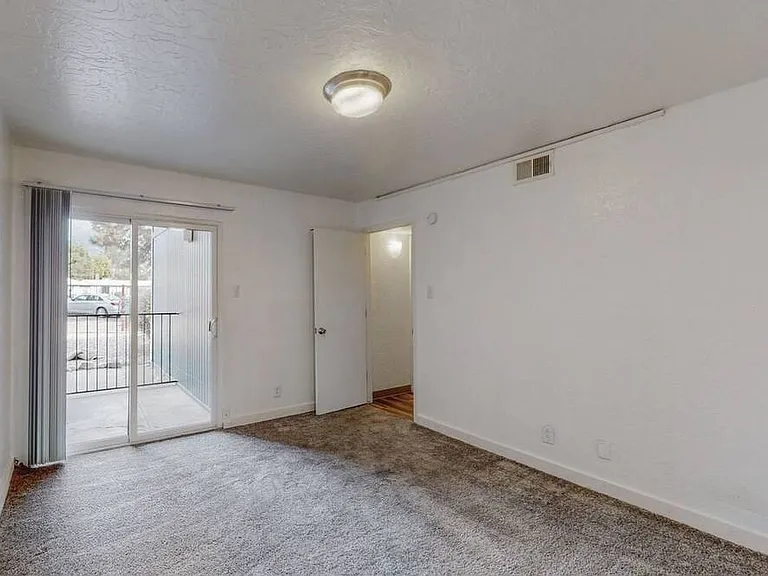 Canyon Crest — Photo 12