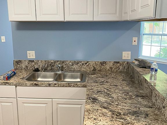 4th image of 1362 E Wyndham Cir