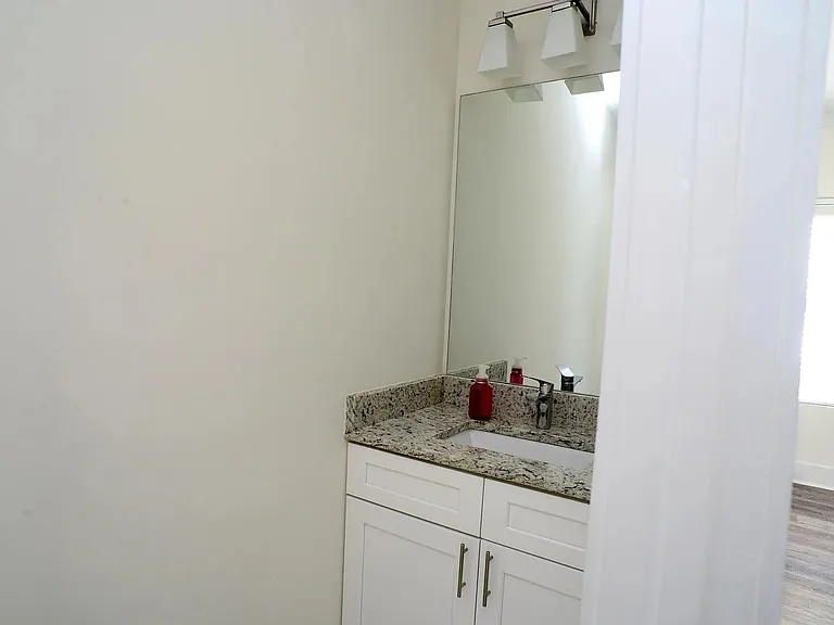 2008 Ocean Dr NW — Photo 13