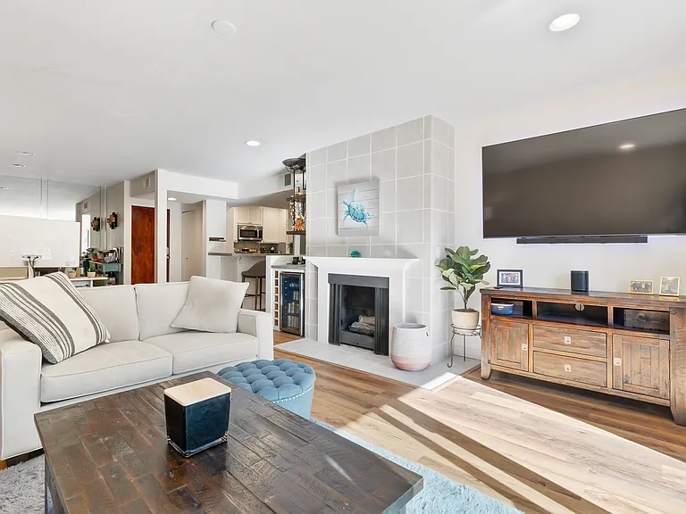 2607 Pirineos Way #109 — Photo 6