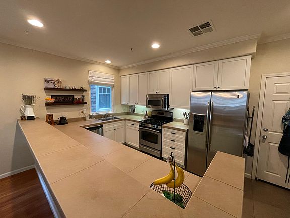 4th image of 7506 Batkin Ct