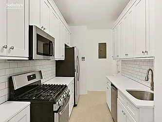 Rented by Sotheby's International Realty