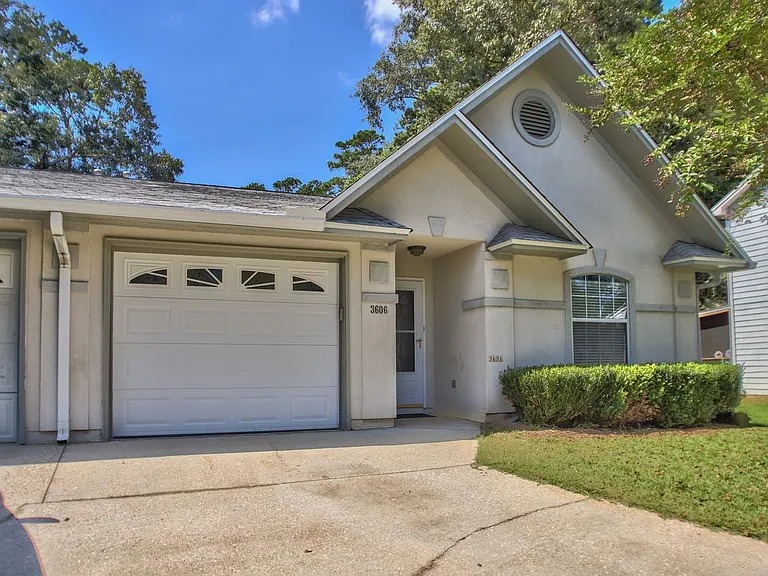 3606 Cagney Dr — Photo 2