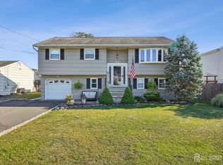 522 Hancock St, Middlesex, NJ 08846