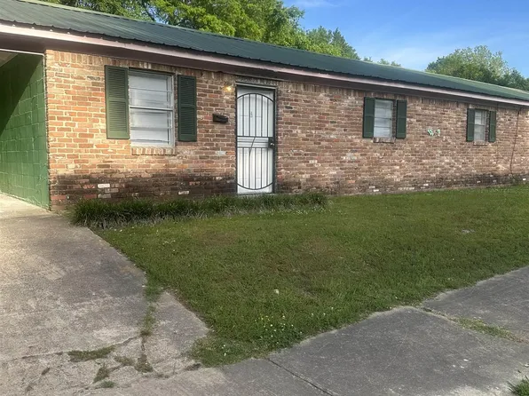 1107 S Cypress St, Pine Bluff, AR 71603