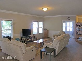 7411 Dartmoor Ct, Kalamazoo, MI 49009