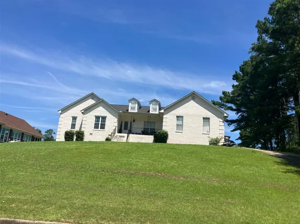 1668 Quail Ridge Dr, Gardendale, AL 35071