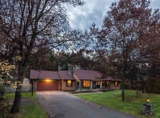 331 Canterbury Dr, Plover, WI 54467