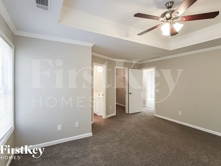 229 Springbrook Ct — Photo 12