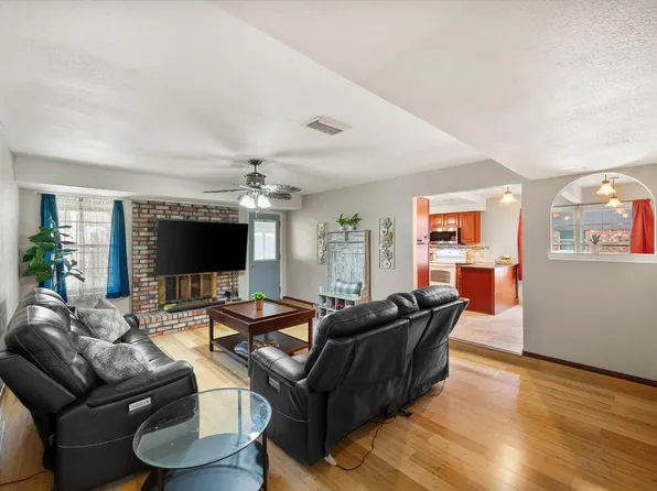 2508 Mardell Dr, Arlington, TX 76016