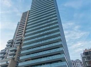 42 Charles St E #910, Toronto, ON M4Y 0B7