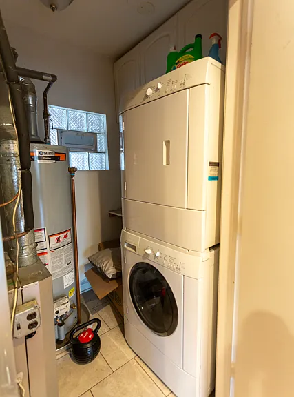 1013 S Laflin St #2 — Photo 6