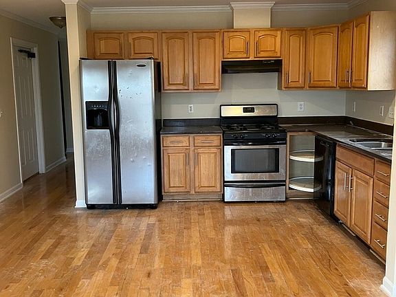 4th image of 7236 S Cornell Ave #2N