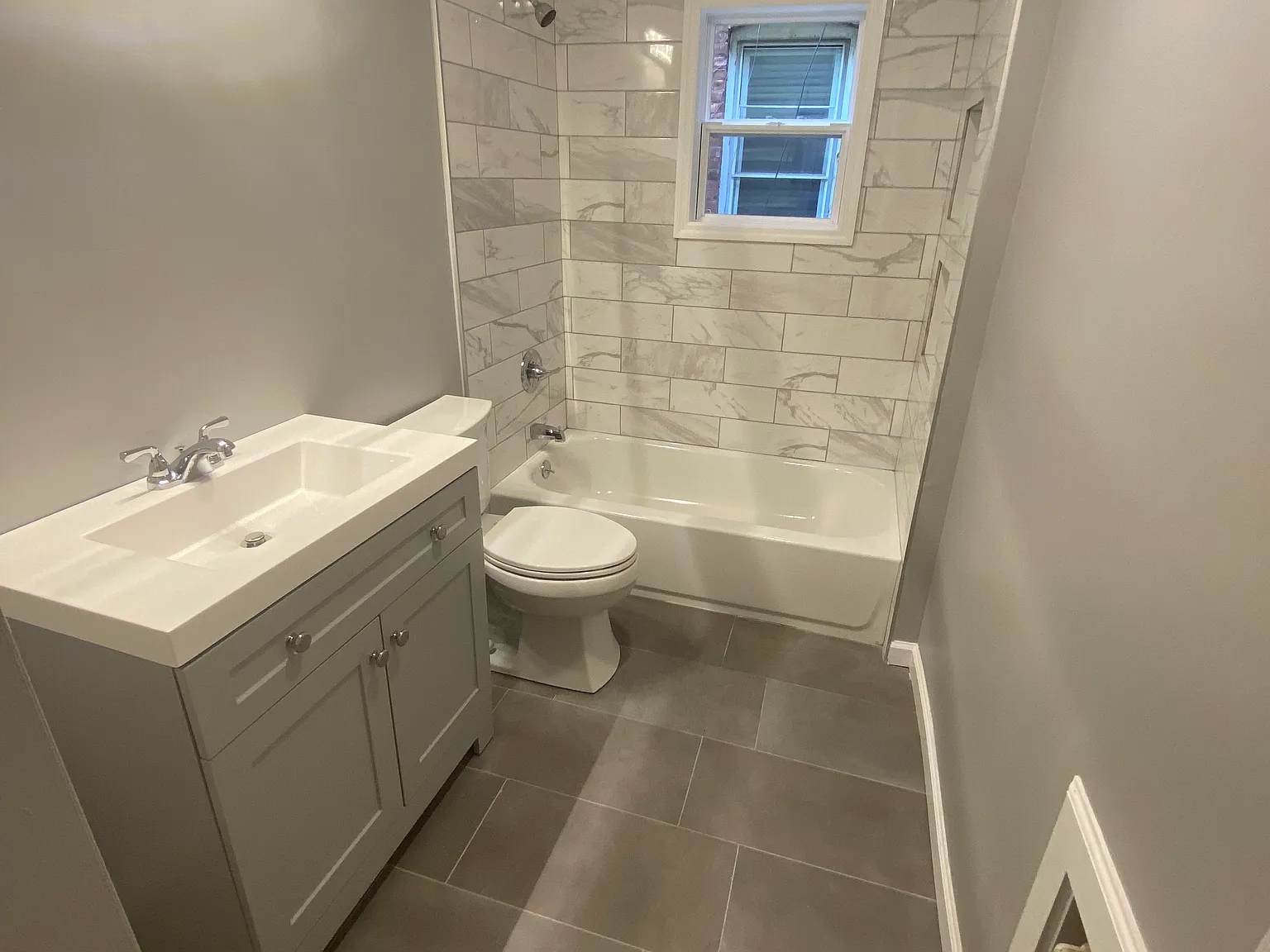 2 bed, 800 sqft, $2,150 — Photo 4