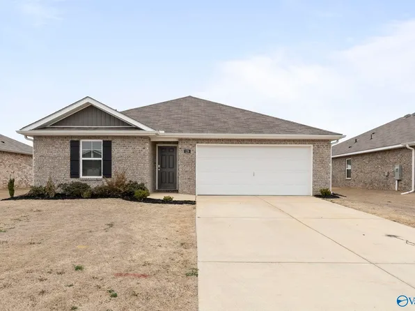 129 Ozy Dr, Athens, AL 35613