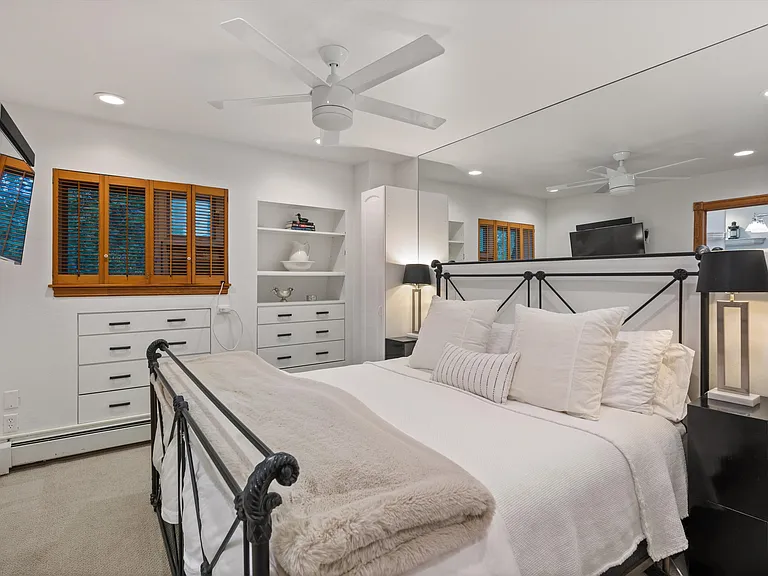 124 E Durant Ave #10 — Photo 13