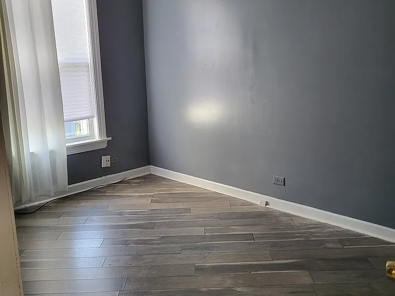 6427 S Langley Ave #2 — Photo 13