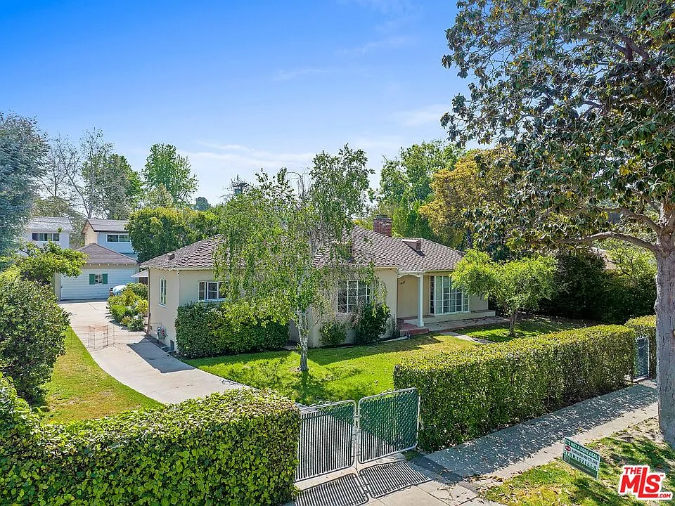 4224 Alcove Ave