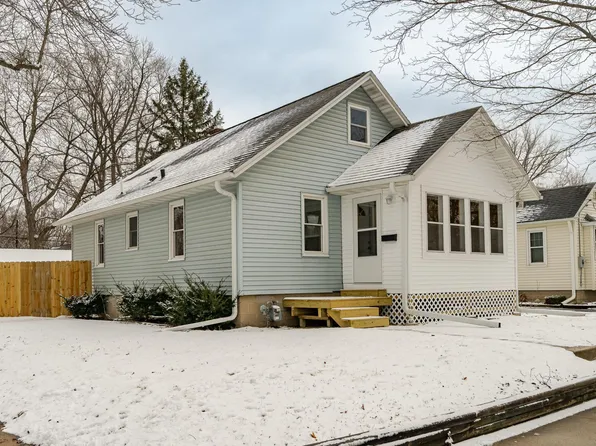 604 10th Ave SE, Rochester, MN 55904