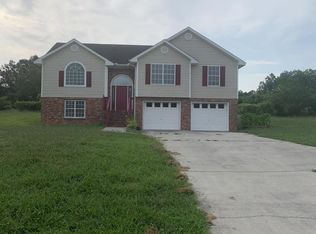 34-36 Summerfield Rd, La Fayette, GA 30728