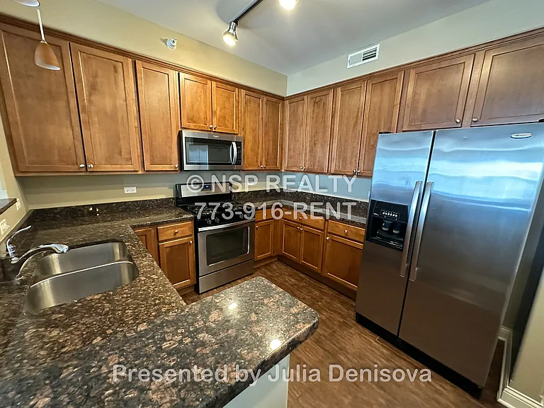 2-20 Itasca Pl #420 — Photo 25
