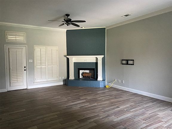 2nd image of 18 Monroe Ct