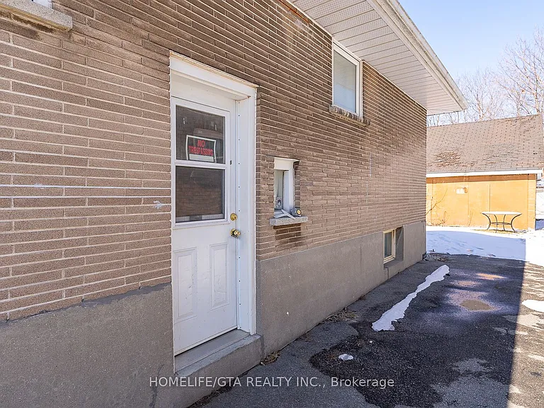 278 Malaga Rd #BASEMENT — Photo 2