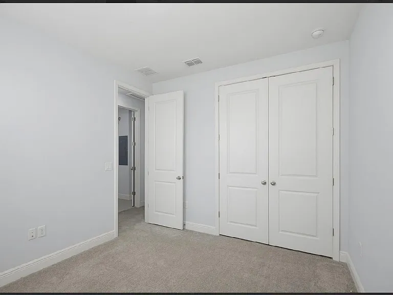 10322 Marconi Ave — Photo 20