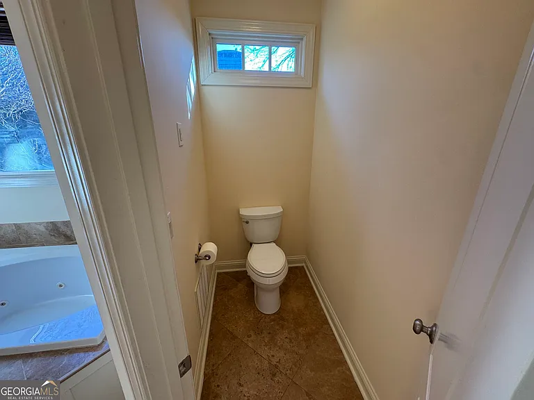 1092 McLynn Ave NE — Photo 39