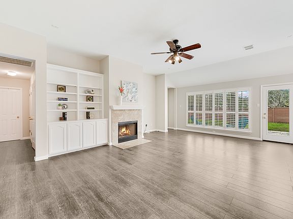 2nd image of 8411 Ganttcrest Dr