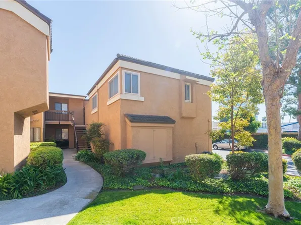 7911 Woodlake Dr Unit 77, Huntington Beach, CA 92647