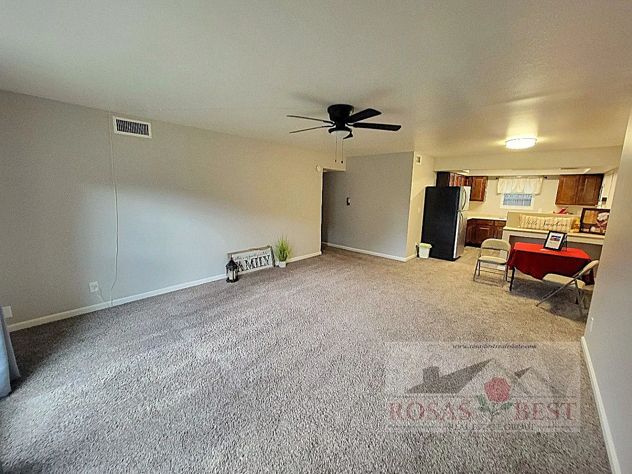 3 bed, 2.0 bath, 1424 sqft, $1,900 — Photo 3