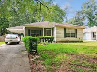 1518 Country Ln, Tallahassee, FL 32304
