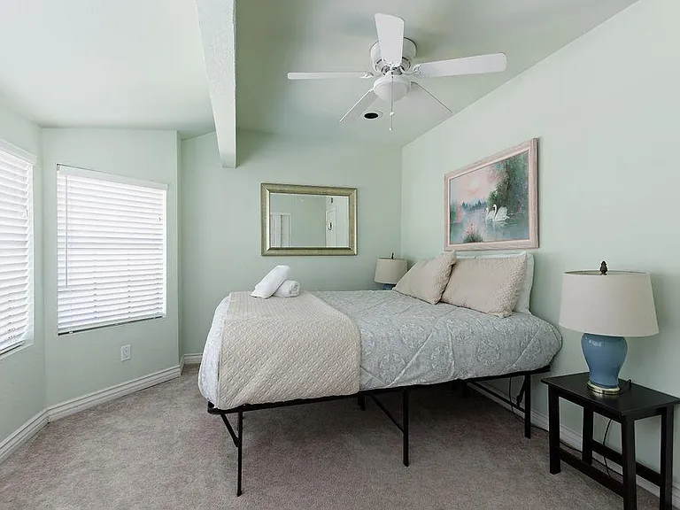 6073 E Beck Ln — Photo 24