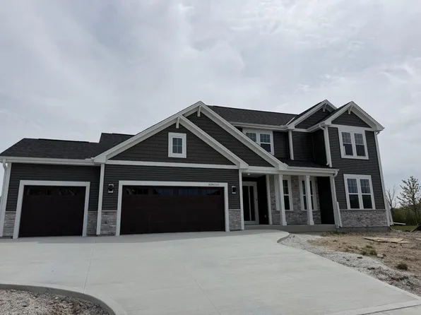 N73W17723 Mineral DRIVE, Menomonee Falls, WI 53051