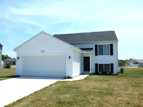 670 Manorwood Cir, Benton Harbor, MI 49022
