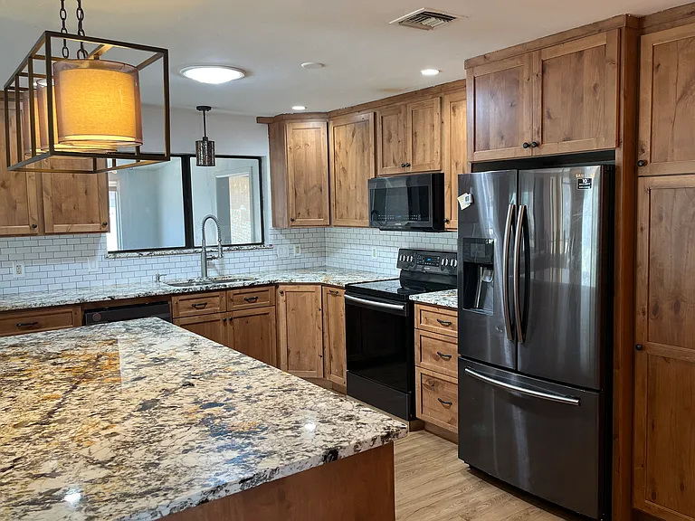 66156 Cottonwood Dr — Photo 4