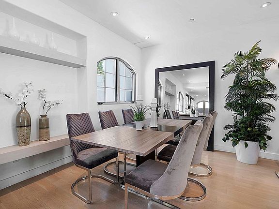 3rd image of 1253 17th St APT 104