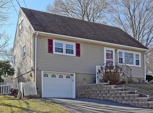 9 White Birch Dr, Rockaway, NJ 07866