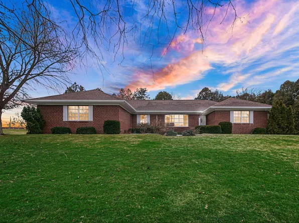 10267 Quince Rd, Plymouth, IN 46563