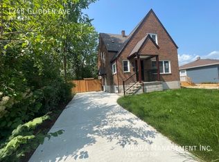 1245 Glidden Ave, Windsor, ON N8S2P2