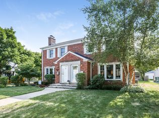 707 Asbury Ave, Evanston, IL 60202