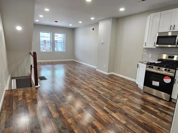 1632 W Mentor St, Philadelphia, PA 19141