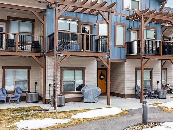 2nd image of 305 Broken Ridge Way