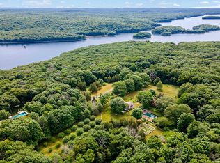 19 Tudor Rd, Redding, CT 06896