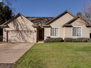 5575 SE Glen Echo Ave, Gladstone, OR 97027
